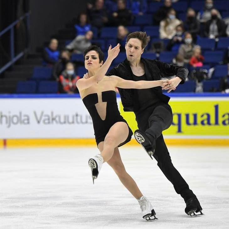 Sara y Kirill F.M.D.I Sara y Kirill en su 4º posición en el NHK Trophy
