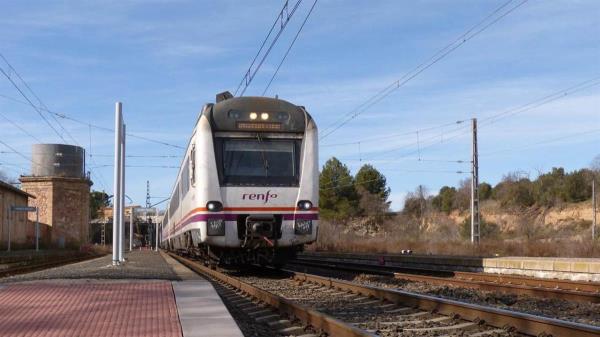 La Comunidad de Madrid prorroga el acuerdo para que los usuarios de trenes regionales de Renfe viajen con el abono C2