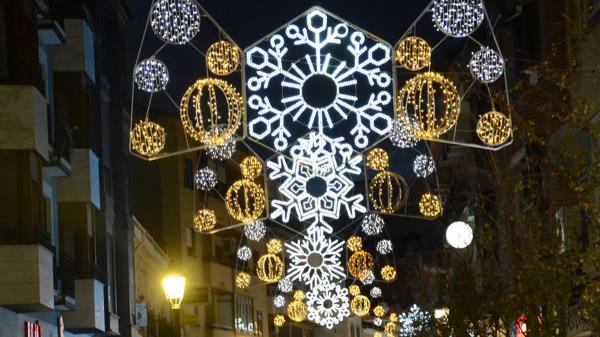Desde este viernes y hasta el próximo 6 de enero, la ciudad se llenará de color y espíritu navideño