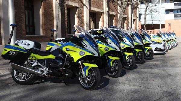 Con una inversión de 233.000 euros, la Policía Municipal contará con una docena de nuevas motos BMW modelo R 1250 RT