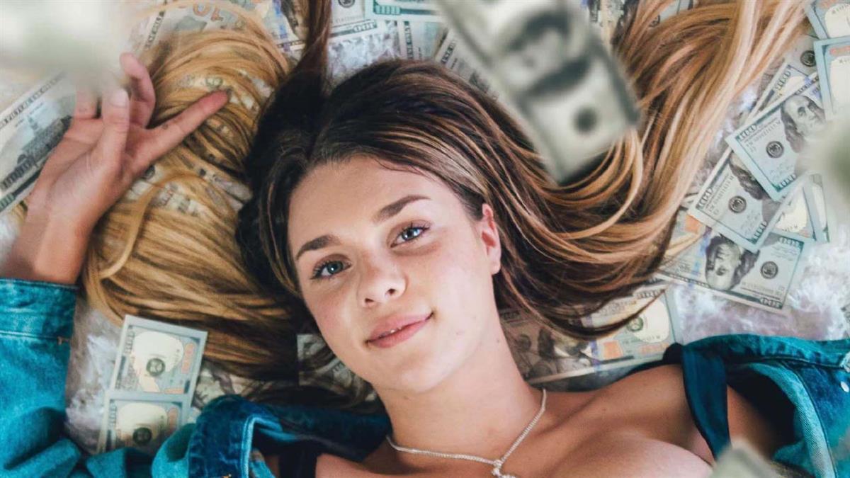 Negocio con la venta de bragas usadas en Internet | SoyDe