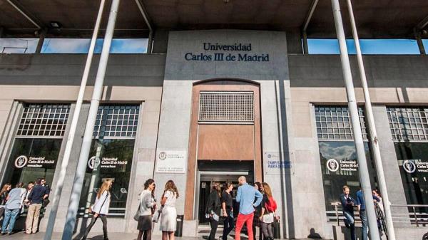 Y entre las diez primeras universidades españolas