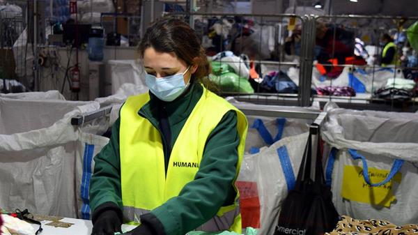 Los contenedores de Humana recuperan 4.700 toneladas de textil en la Comunidad de Madrid en 2021 